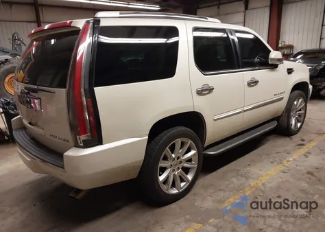 2007 Cadillac Escalade Standard from USA, damaged, VIN 1GYFK63857R386763